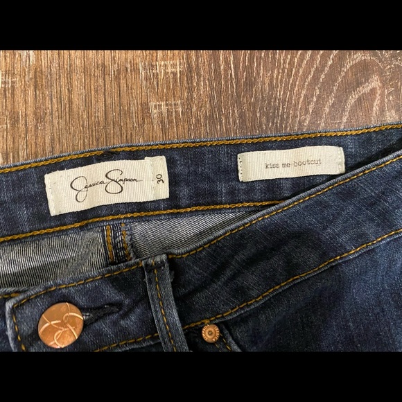 EUC Jessica Simpson Dark Wash Kiss Me Bootcut Jeans Size 30L - Picture 6 of 6